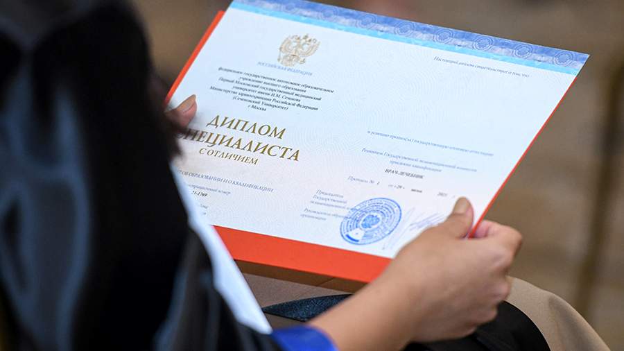 Купить диплом кинолога на легальном как получить диплом, не нарушая закон